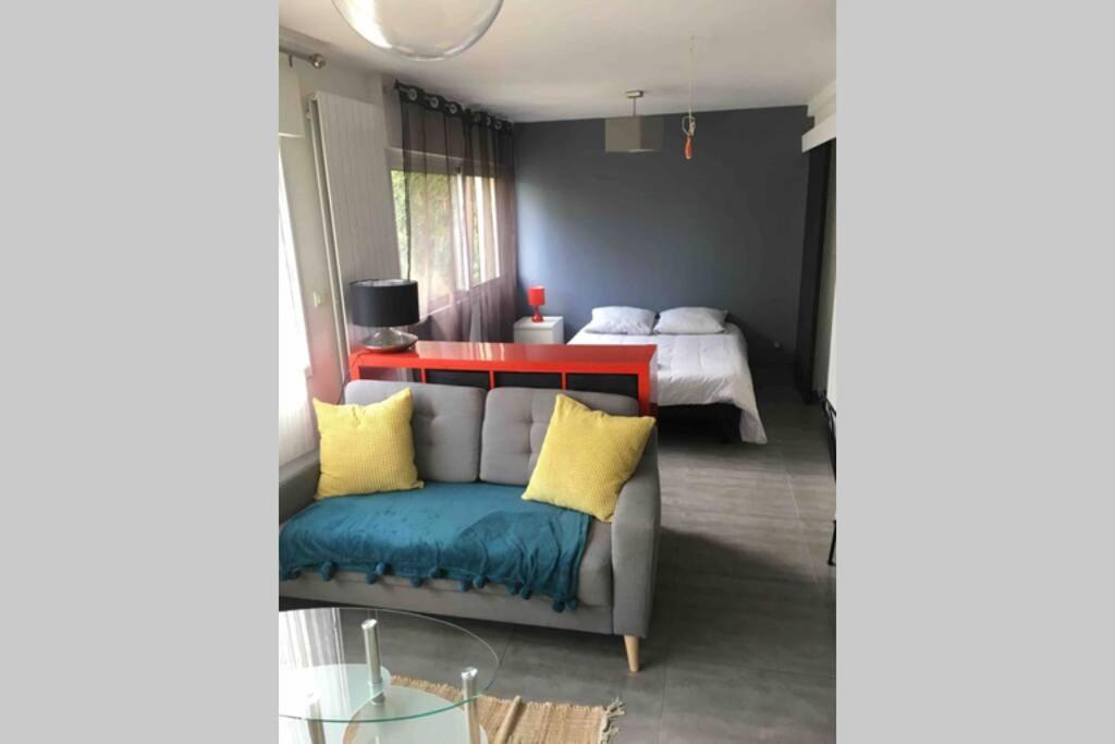 Bel Appartement En Rez De Jardin, 10Min Centre Et 300M Quais De Seine Wifi ルーアン エクステリア 写真
